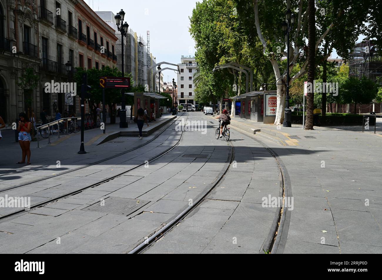Una calle en Sevilla, España. Foto de stock