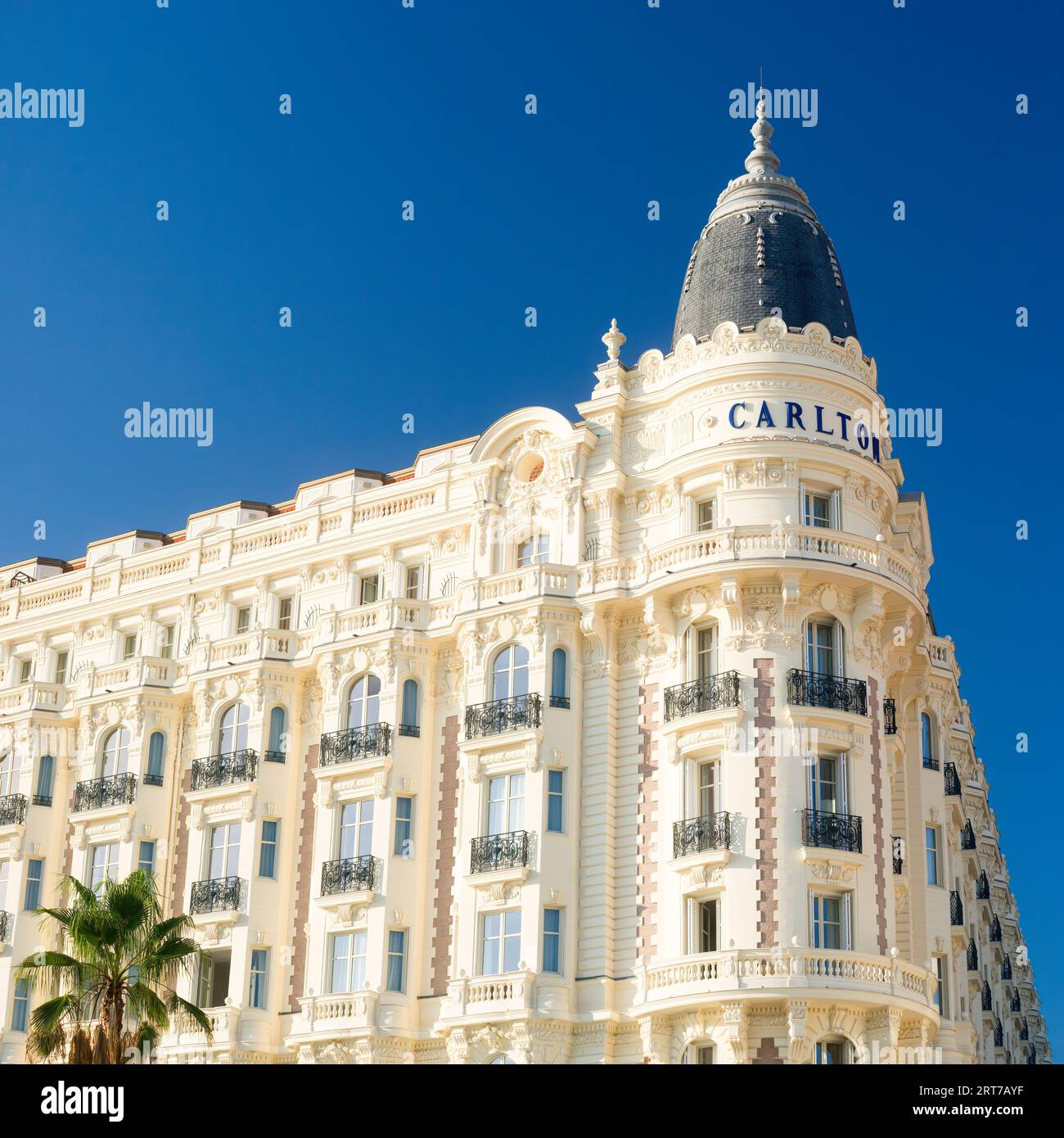 Carlton Hotel en Cannes, riviera Francesa Foto de stock