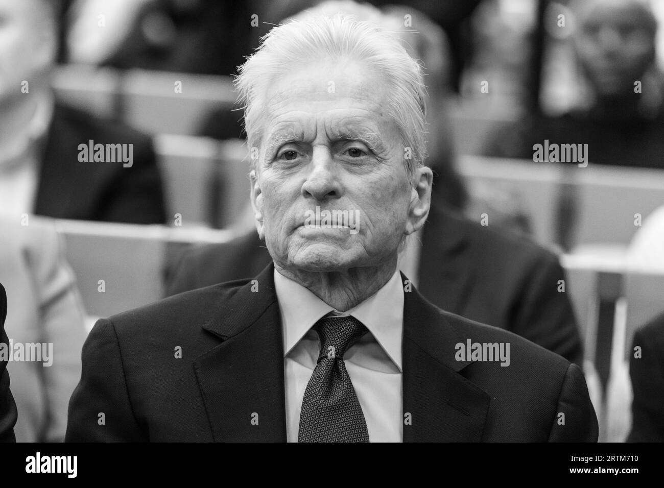 Michael Douglas asiste a la apertura del evento de prensa del Perelman Performing Arts Center y al corte de cinta en Nueva York el 13 de septiembre de 2023 Foto de stock