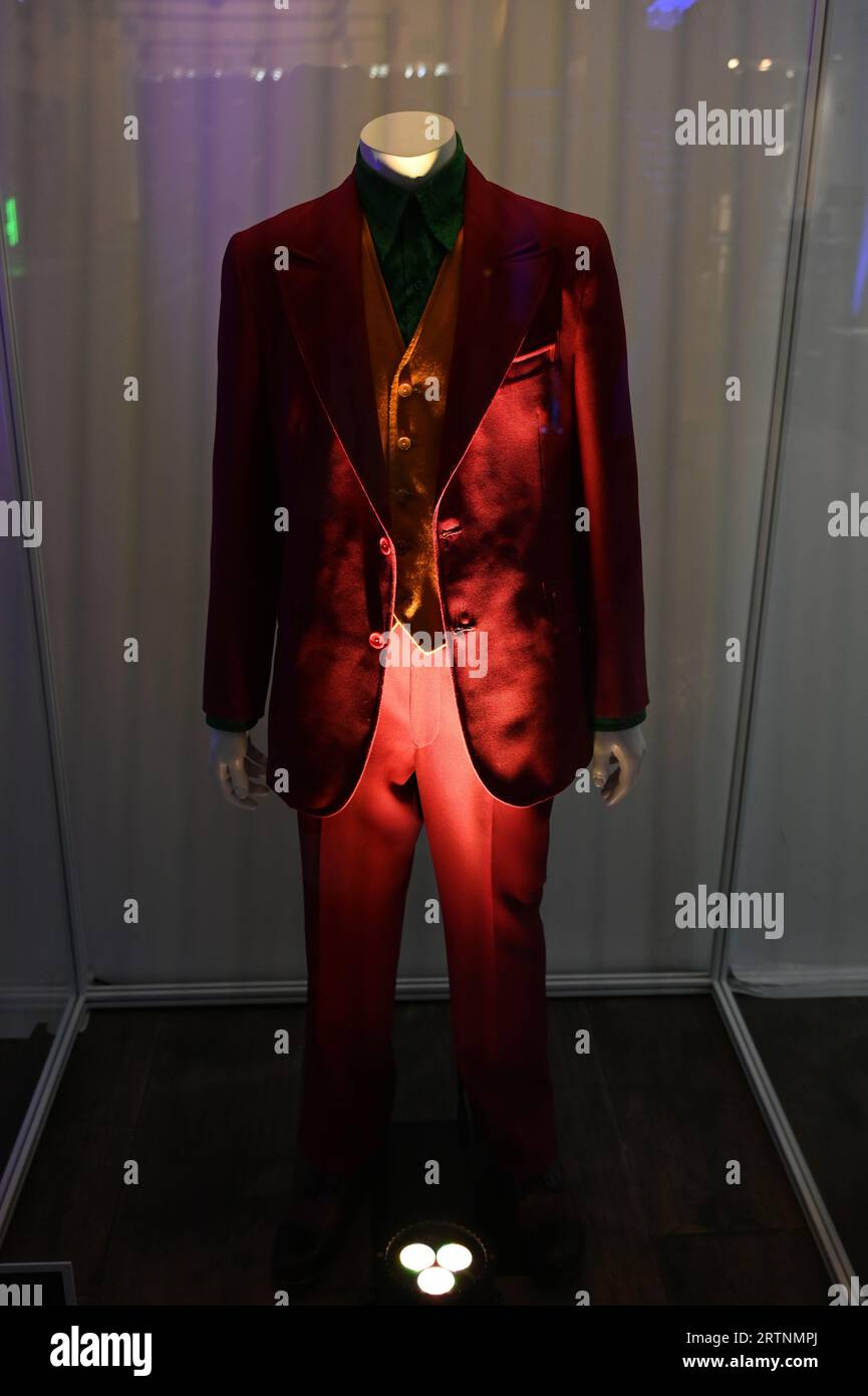 Londres, Reino Unido. 14º de septiembre de 2023. La muy esperada experiencia de Batman Unmasked en Piccadilly ha recibido un adelanto de los medios de comunicación. Crédito: Ver Li/Picture Capital/Alamy Live News Foto de stock