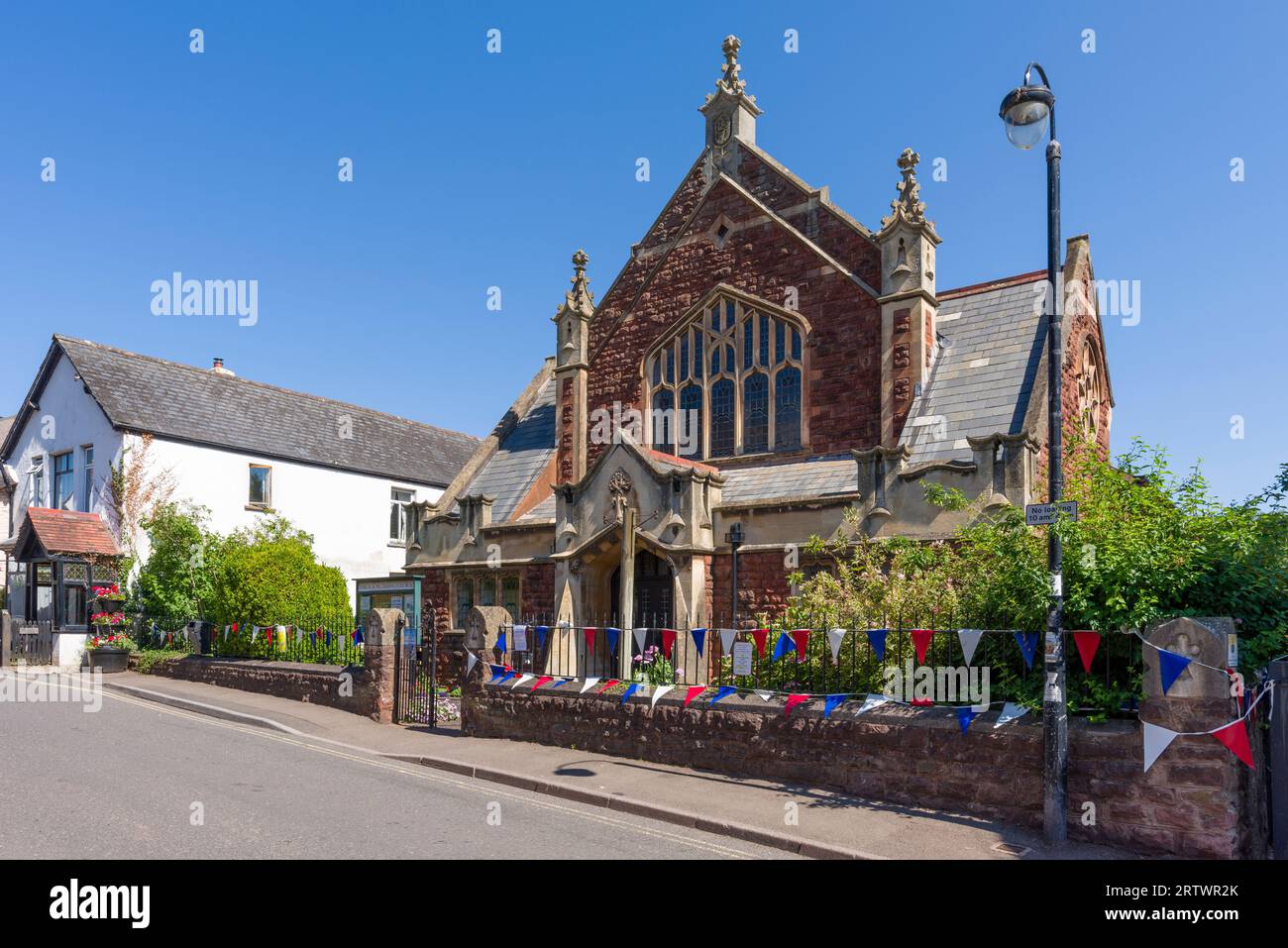 Iglesia Metodista Porlock en la calle High Street, Exmoor National Park, Somerset, Inglaterra. Foto de stock