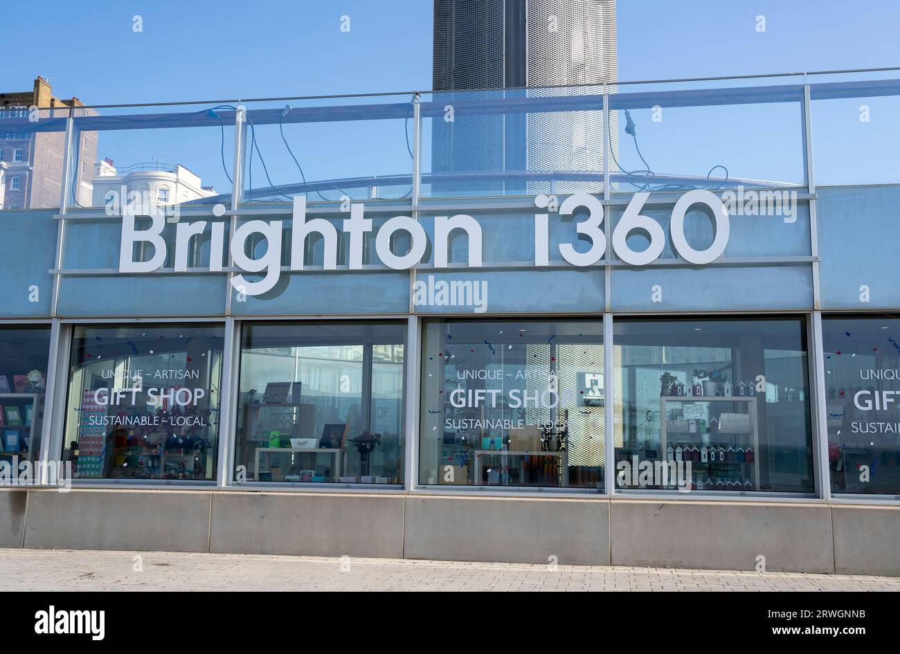 La I360 De Brighton Es Una Torre De Observaci n M vil De 162 M En El la-i360-de-brighton-es-una-torre-de-observaci-n-m-vil-de-162-m-en-el