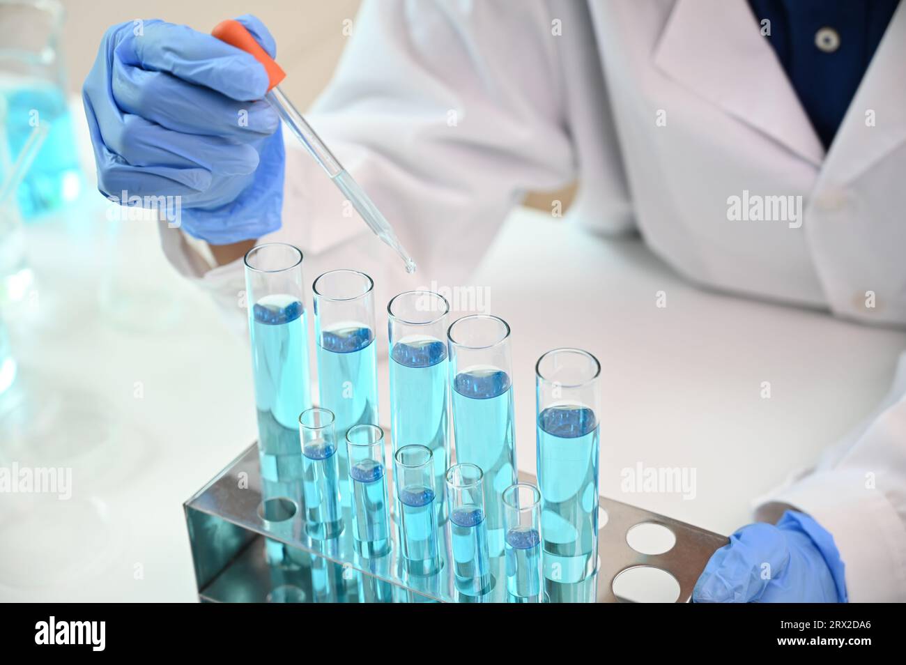 laboratorio, ciencia, investigación, medicina, química, prueba, tubo, tecnología, experimento, científico, científico, químico, equipo Foto de stock