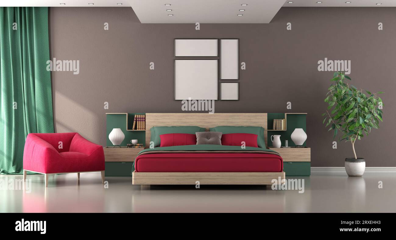 Dormitorio moderno con pared marrón, cama doble de madera y sillón rojo representación 3D Foto de stock