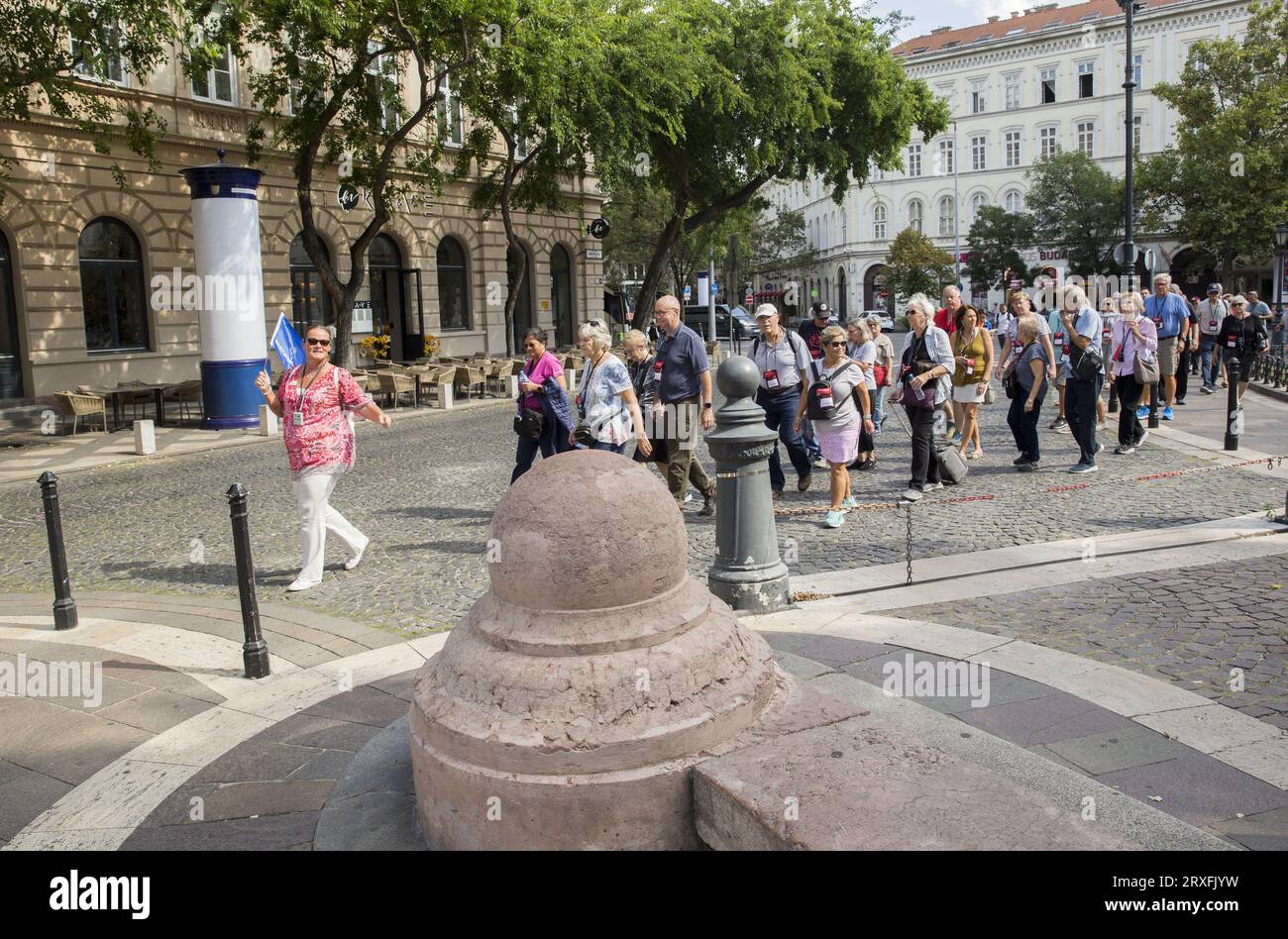 Los turistas en Budapest Foto de stock