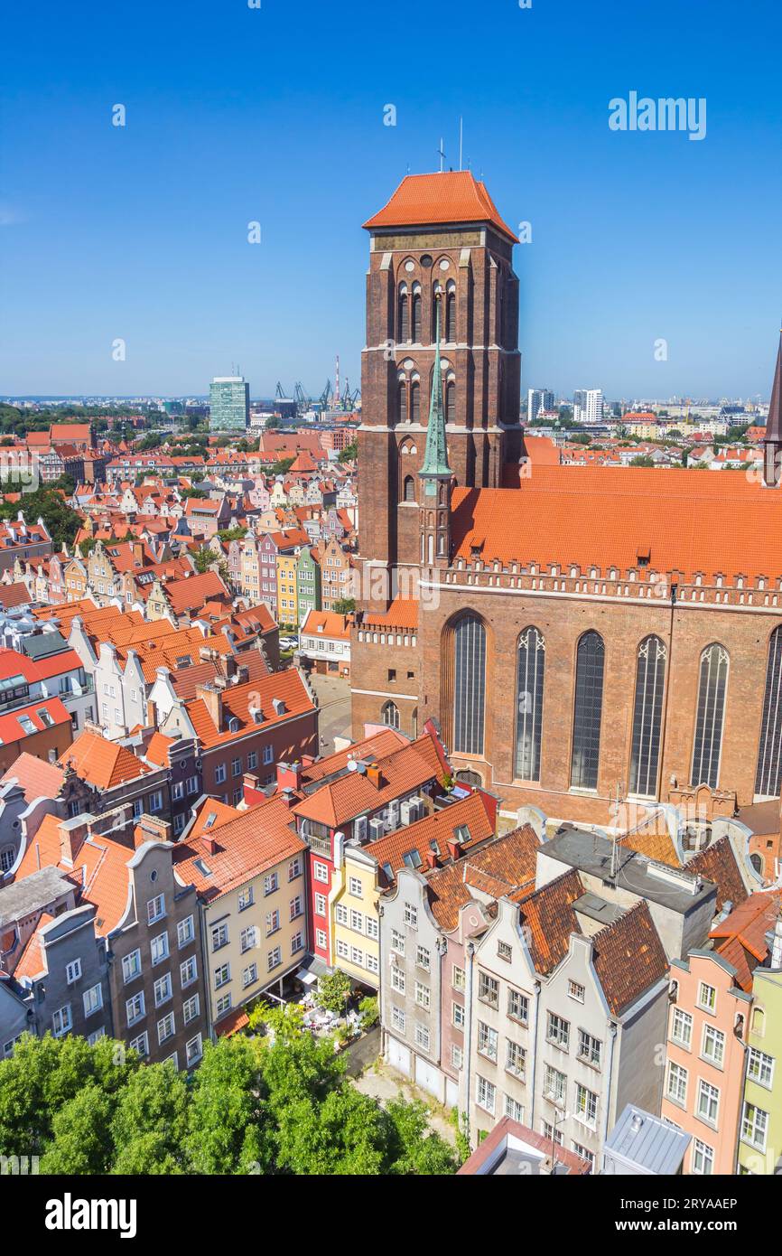 Vista aérea de la Basílica de María en Gdansk, Polonia Foto de stock