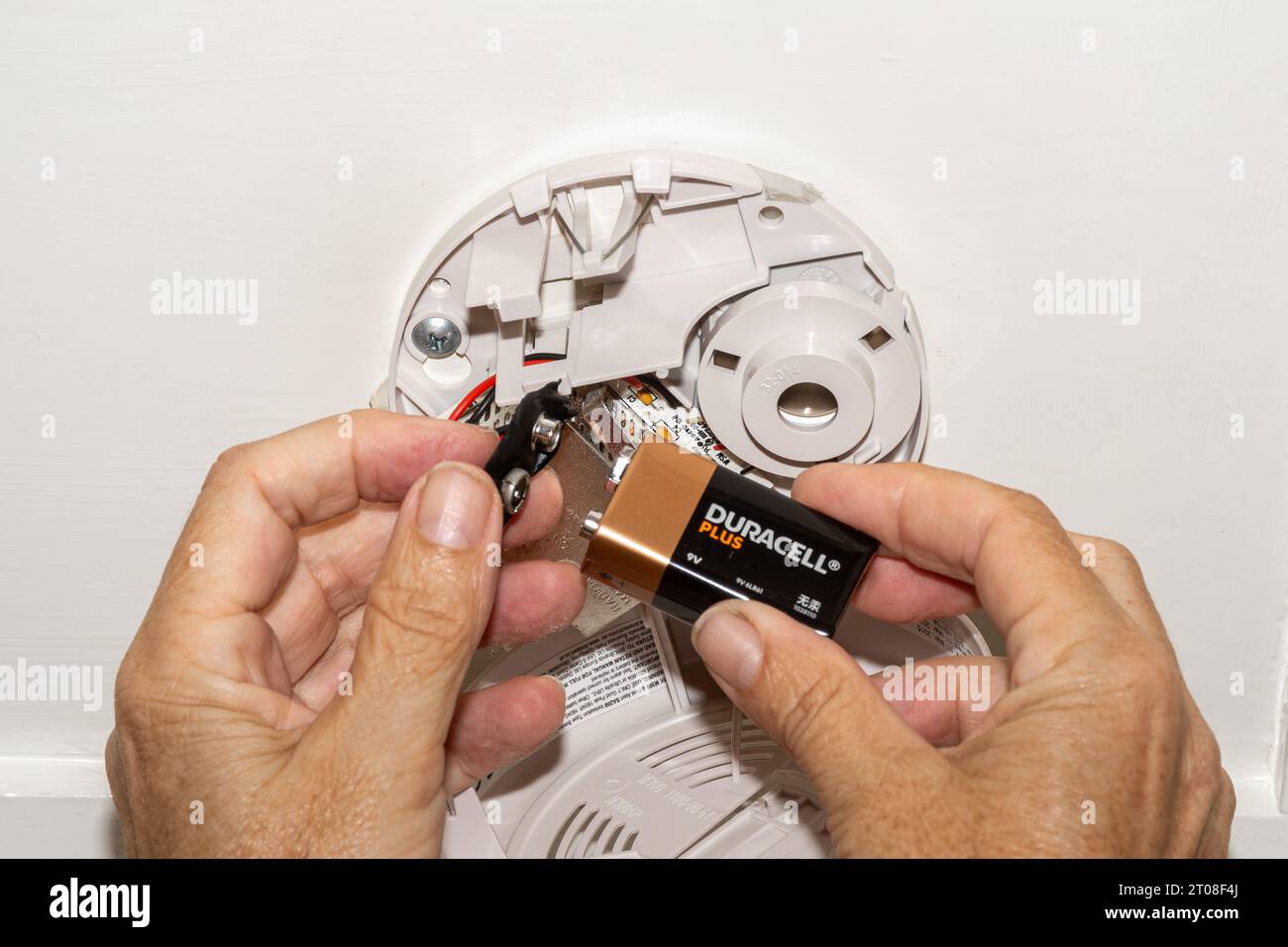 Seguridad de la batería fotografías e imágenes de alta resolución - Alamy