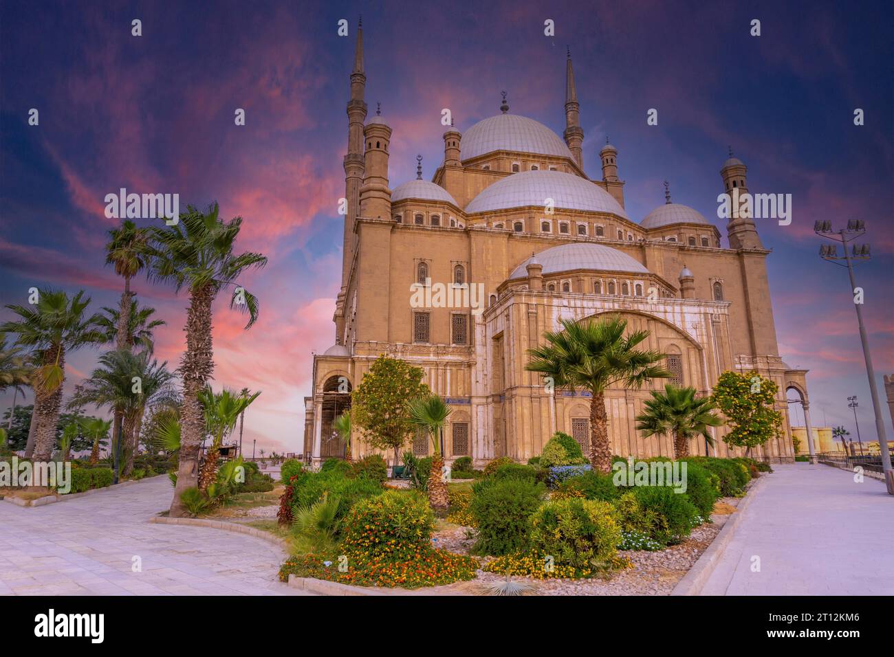 Amanecer en la Mezquita de Alabastro en la ciudad de el Cairo. Egipcio Foto de stock