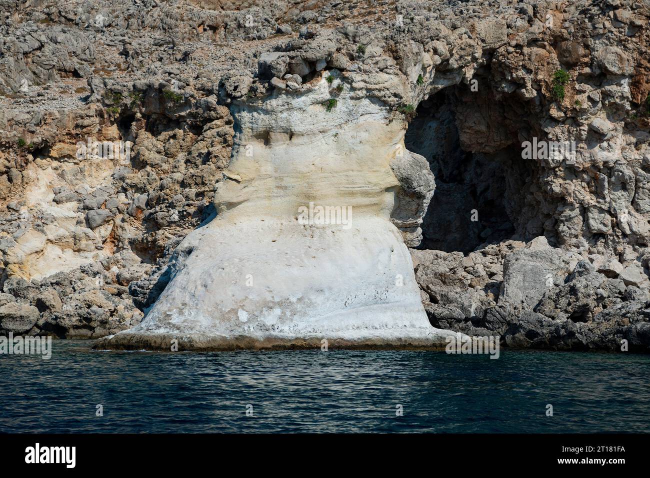 Felsformation ' Face of Poseidon ' bei Stegna , Rhodos, Dodekanes, Griechenland Foto de stock