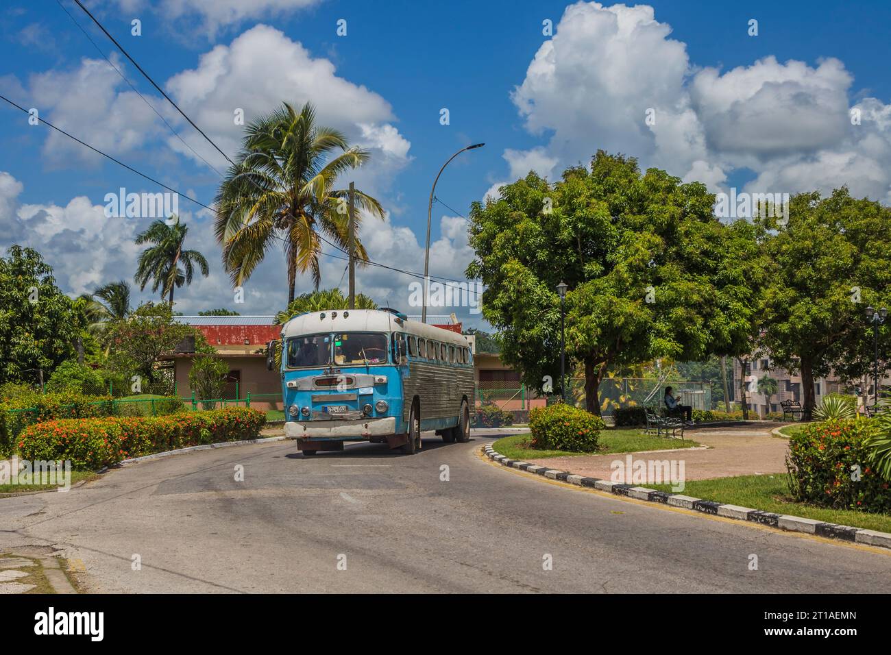VV2084 Ikarus Bus - Santa Clara, Cuba, This is a scanned im…
