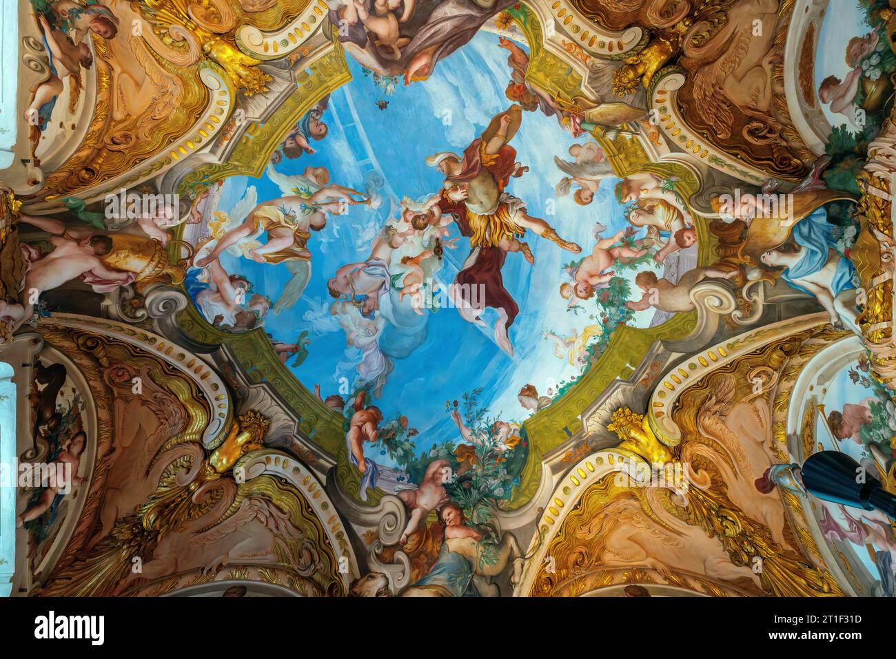 La Alegoría de la Primavera La decoración al fresco del segundo piso noble. Interior del Palazzo Rosso también llamado Palazzo Brignole Sale, ahora es una musa Foto de stock