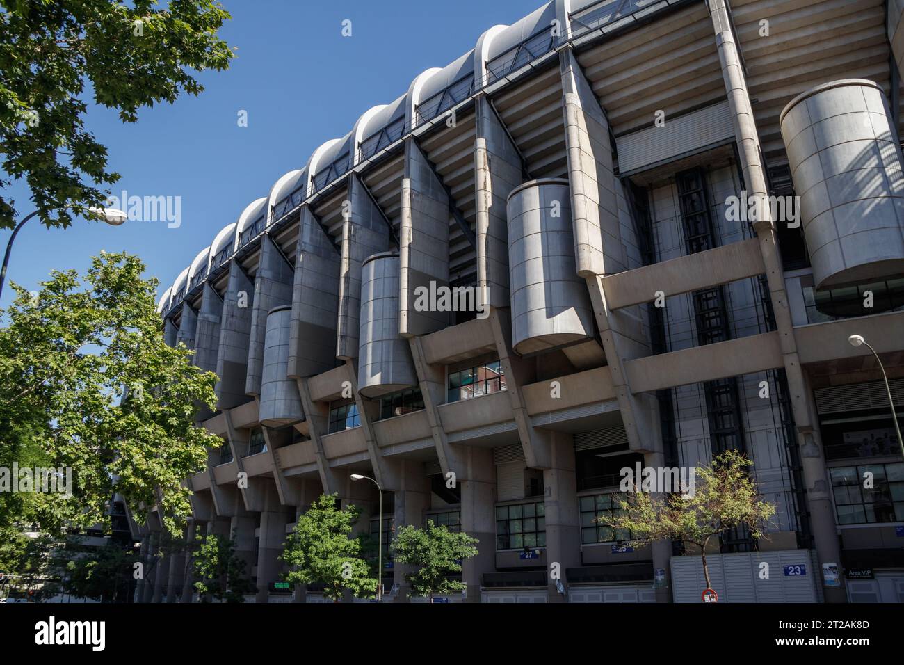 Sección de fachada del Estadio Santiago Bernabéu Foto de stock