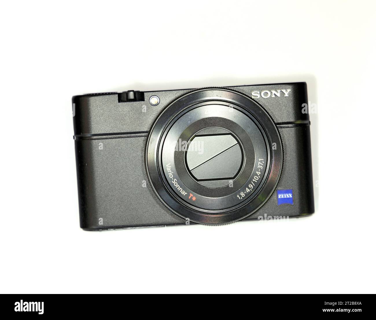 Primer plano de la cámara Sony Alpha 6400 mirrorless Fotografía de stock -  Alamy