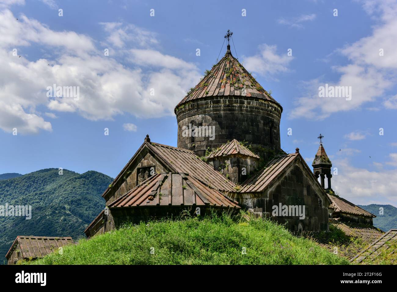 Monasterio Haghpat, también conocido como Haghpatavank, un complejo de monasterios medievales en Haghpat, Armenia, construido entre los siglos X y XIII. Foto de stock