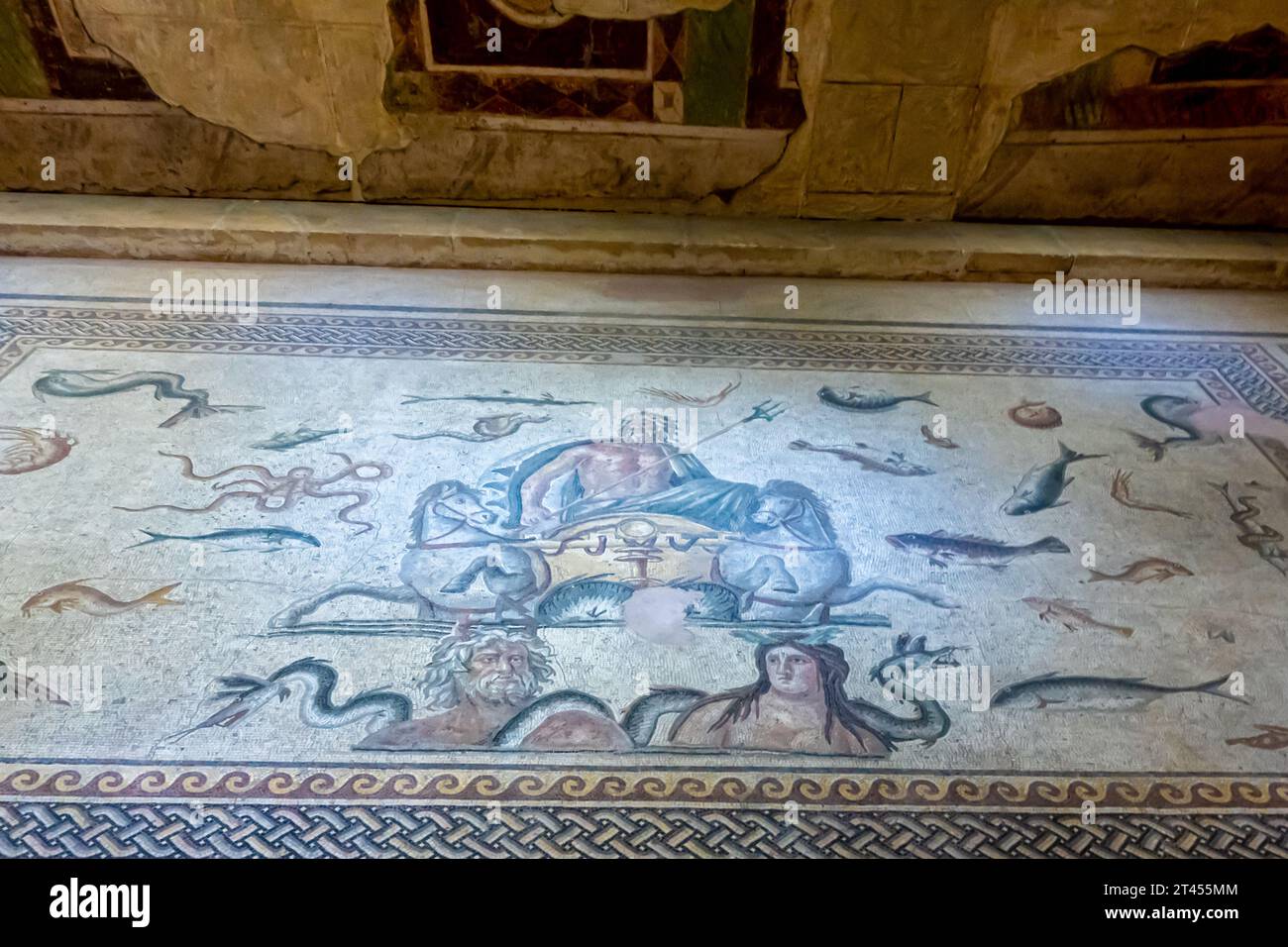 Mosaico de Poseidón (Neptuno) con Oceano y Tetis, Museo del mosaico de Gaziantep Turquía Foto de stock