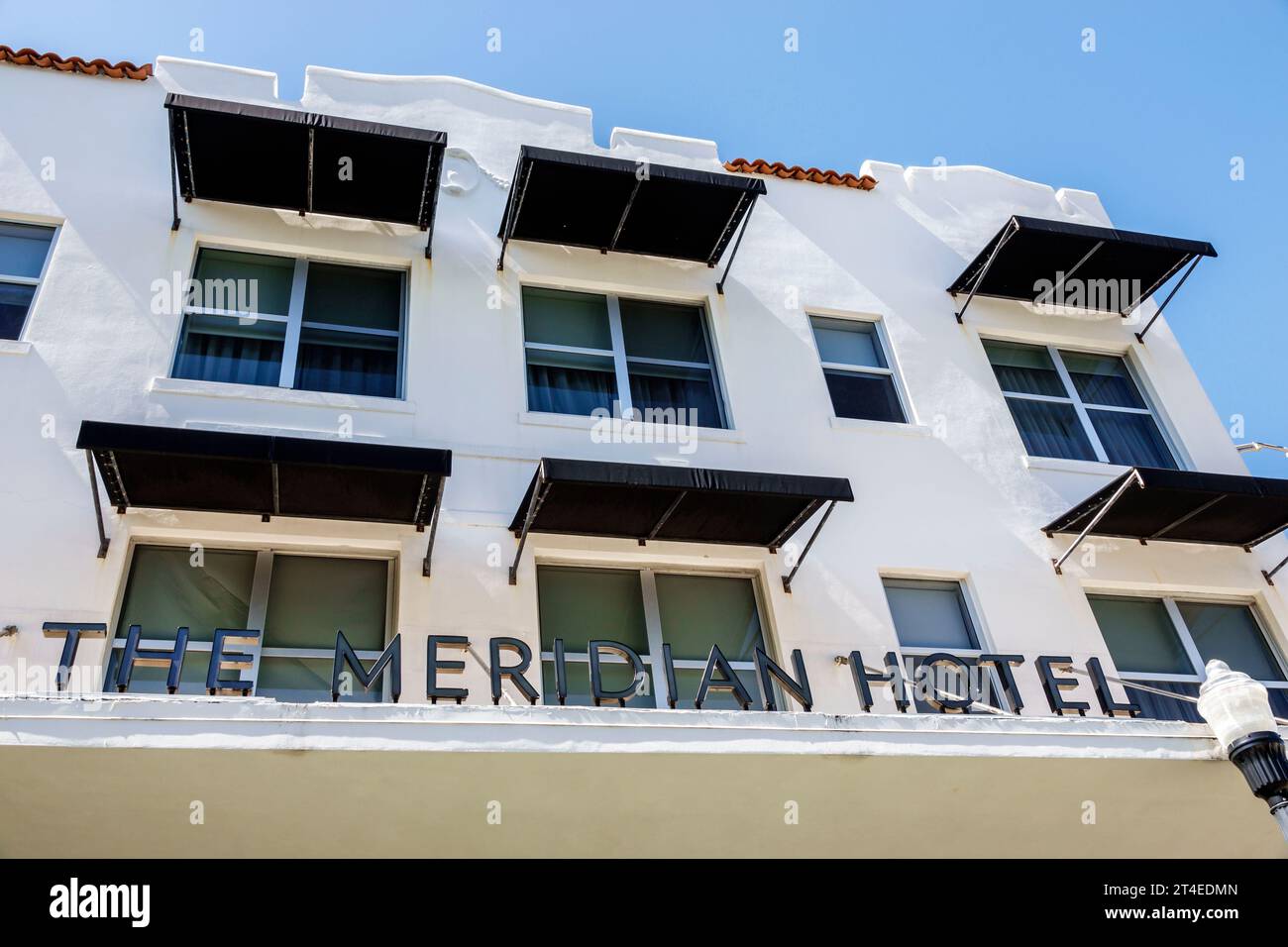 Miami Beach Florida, exterior, hotel de entrada frontal del edificio, Collins Avenue, el letrero del hotel Meridian Miami, hoteles moteles negocios Foto de stock