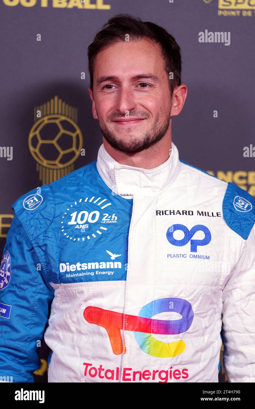 Stephane Richelmi llega a la alfombra roja para la ceremonia del Balón