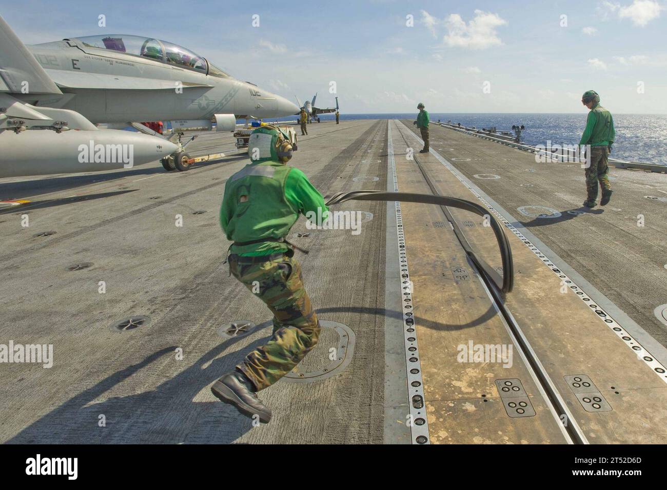 portaaviones, george washington, marina, seguridad, estabilidad, desplegado por Tforward, Marina de los Estados Unidos, USS George Washington (CVN 73), Océano Pacífico occidental Foto de stock