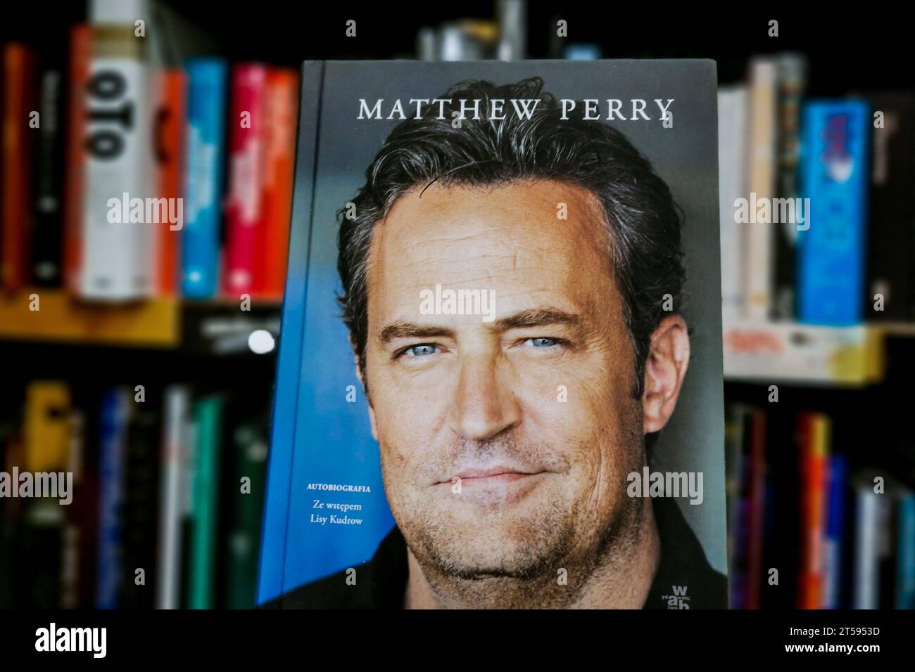 Así es el libro autobiográfico de Matthew Perry: 'Amigos, amantes