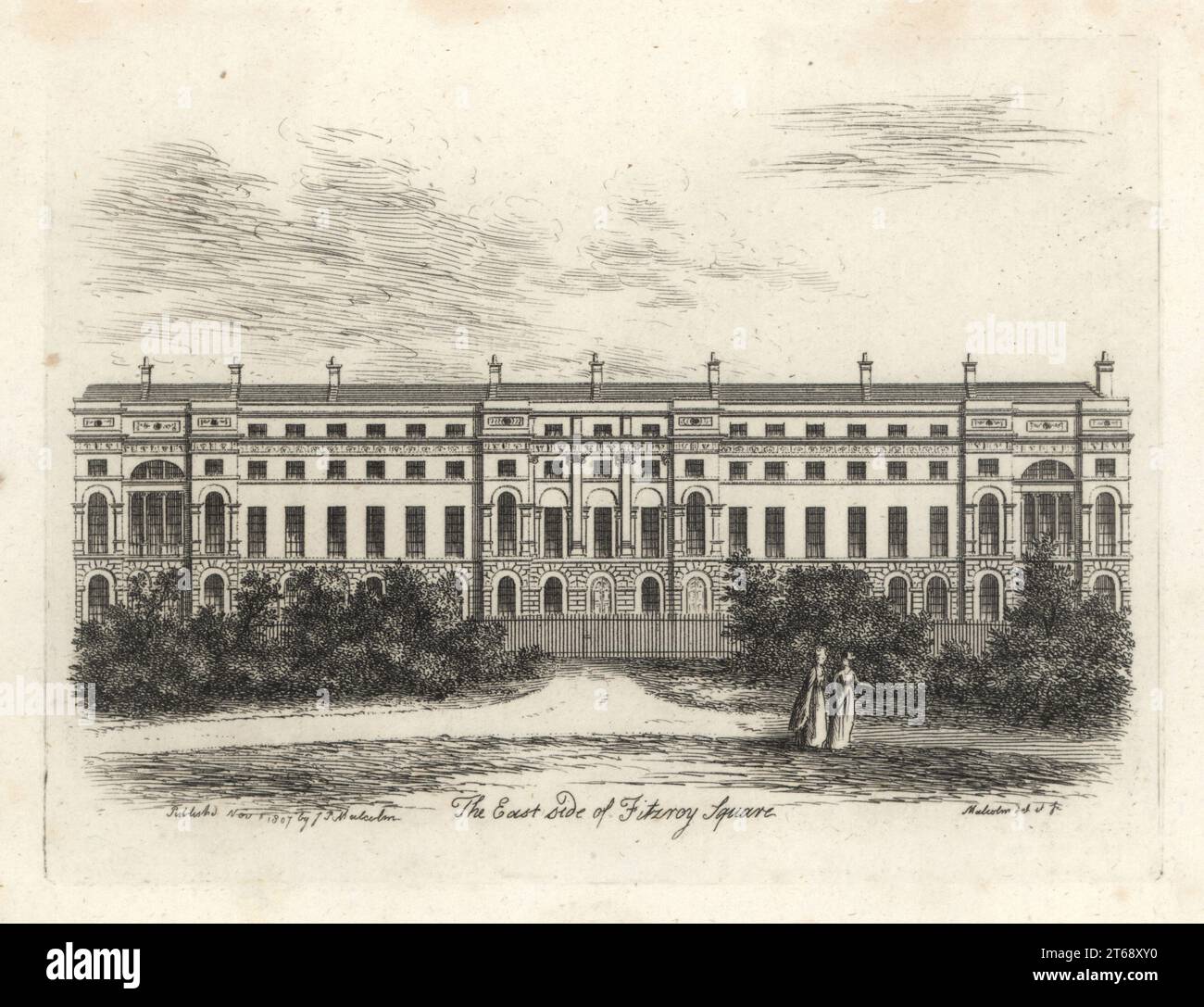 Lado este de Fitzroy Square, Londres, 1807. Casas neoclásicas con fachada en piedra de Portland, construidas por el arquitecto Robert Adam en 1798. Copperplate dibujado y grabado por James Peller Malcolm a partir de sus anécdotas de los modales y costumbres de Londres durante el siglo 18th, Longman, Hurst, Londres, 1808. Malcolm (1767-1815) fue un topógrafo y grabador inglés-americano, miembro de la Sociedad de Antigüedades. Foto de stock