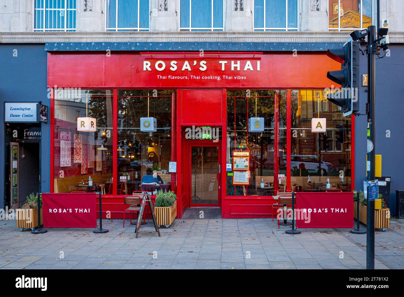 Restaurante tailandés Rosas Leamington Spa. Rosas es una pequeña cadena de restaurantes tailandeses fundada en Londres en 2008. Foto de stock