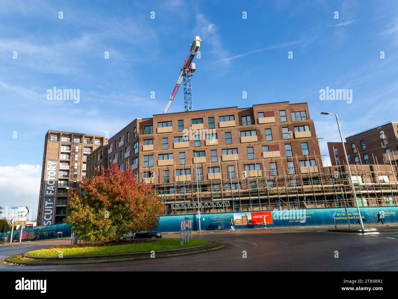 Moderno desarrollo residencial de apartamentos, Huntley Wharf Biscuit Factory, Reading, Berkshire, Inglaterra, Reino Unido Foto de stock