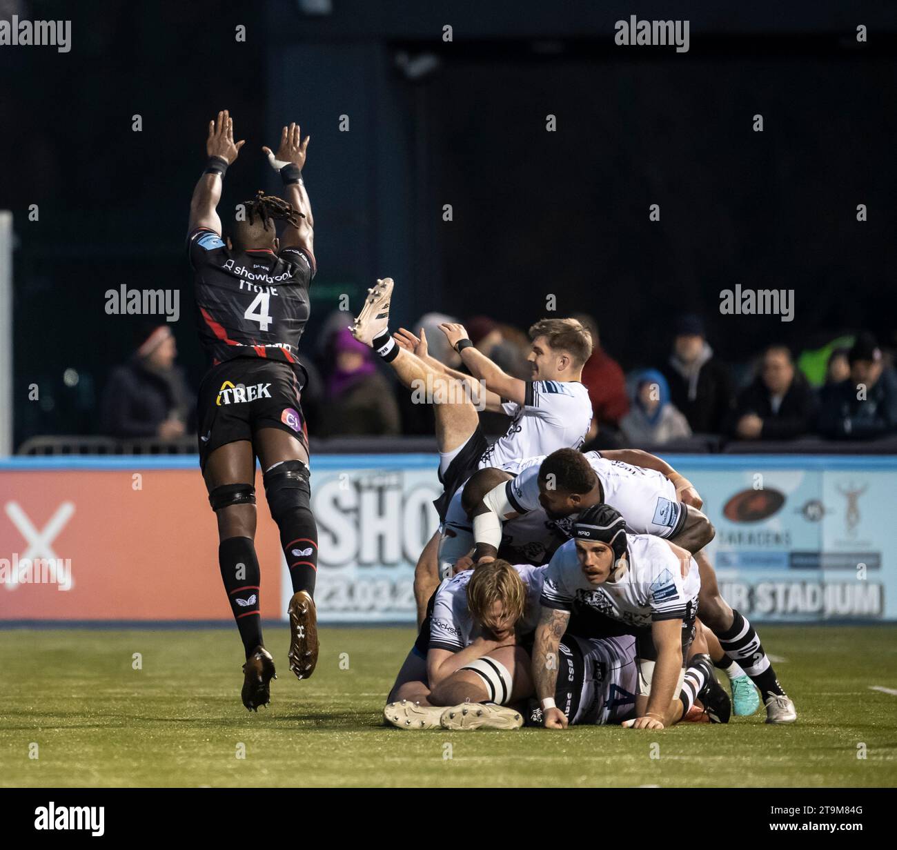 Bristol Bears Harry Randall en acción durante el partido de Rugby
