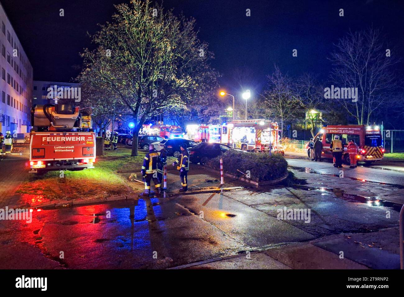 Lutherstadt Wittenberg Großeinsatz Feuerwehr muss Wohnungsbrand