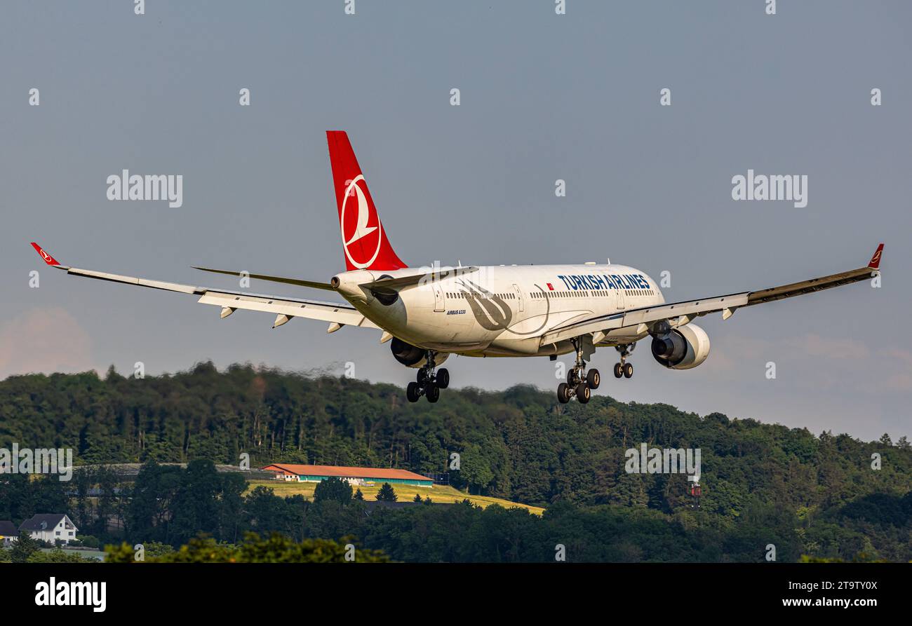 Turkish Airlines Ein Airbus A330223 de THE Turkish Airlines ist im