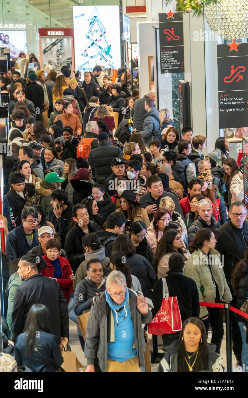 Macys christmas sale fotograf as e im genes de alta resoluci n Alamy