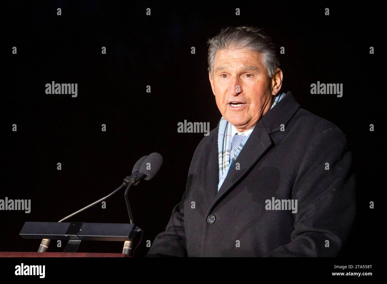 El senador estadounidense Joe Manchin III (demócrata de Virginia