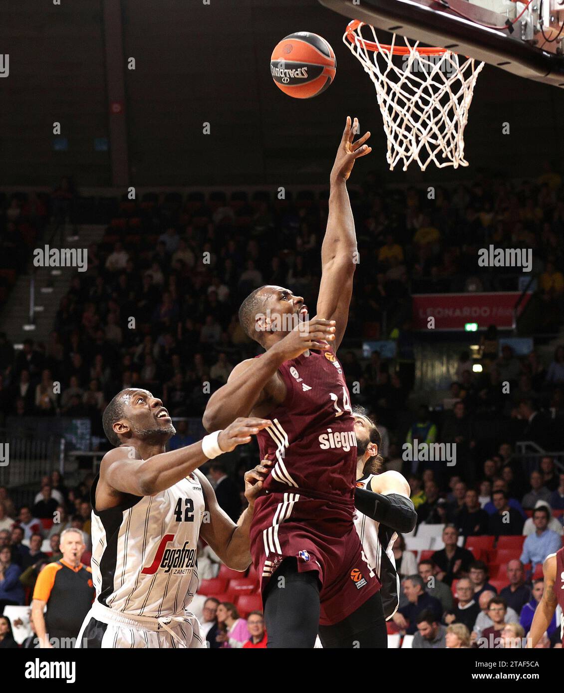 Alemania, 30/11/2023, Bryant Dunston (Virtus Segafredo Bologna, 42