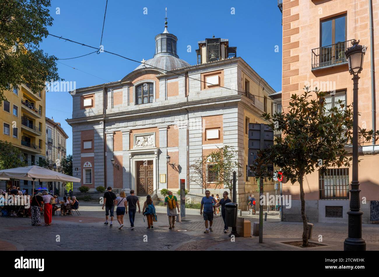 Iglesia de Santiago y San Juan Bautista en Madrid Foto de stock
