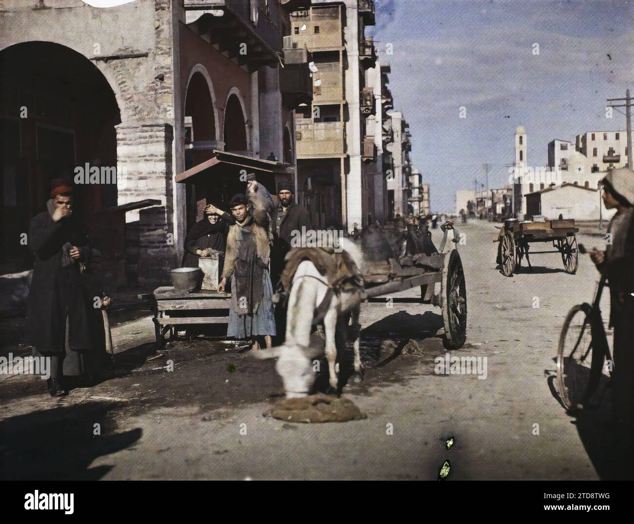 Llenando odres fotografías e imágenes de alta resolución - Alamy