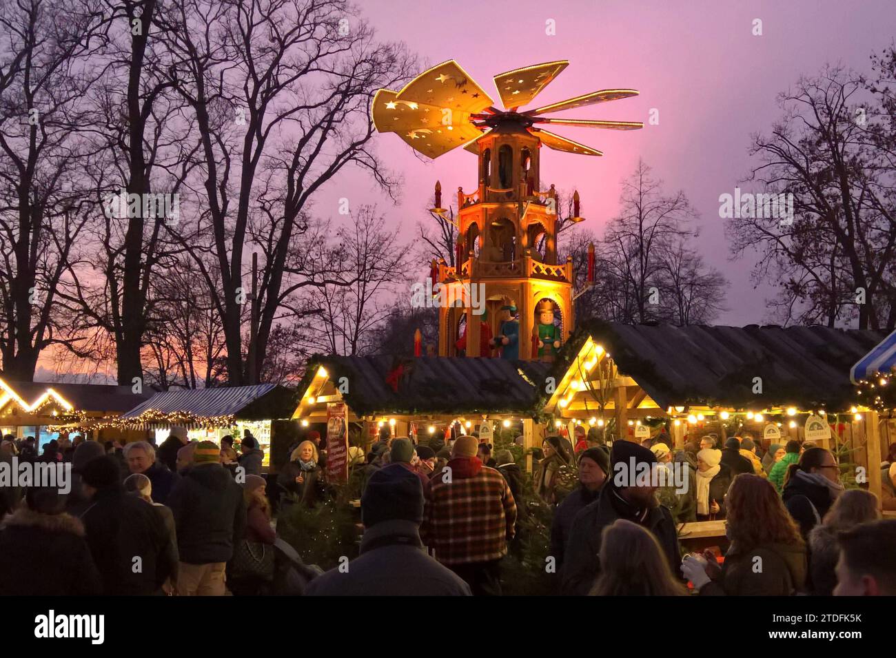 Landshut, Niederbayern. Landshuter Christkindlmarkt, ein bekannter