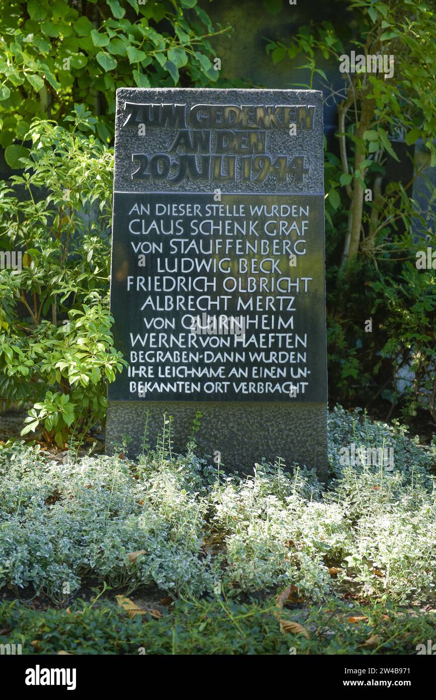 Ehrengrab 20 juli 1944, alterar Sankt Matthaeus Kirchhof, Schöneberg, Berlin, Deutschland Foto de stock