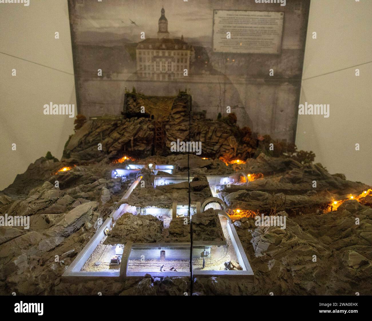 Descripción del producto Schlesien Modell des Projekt Riese unter dem