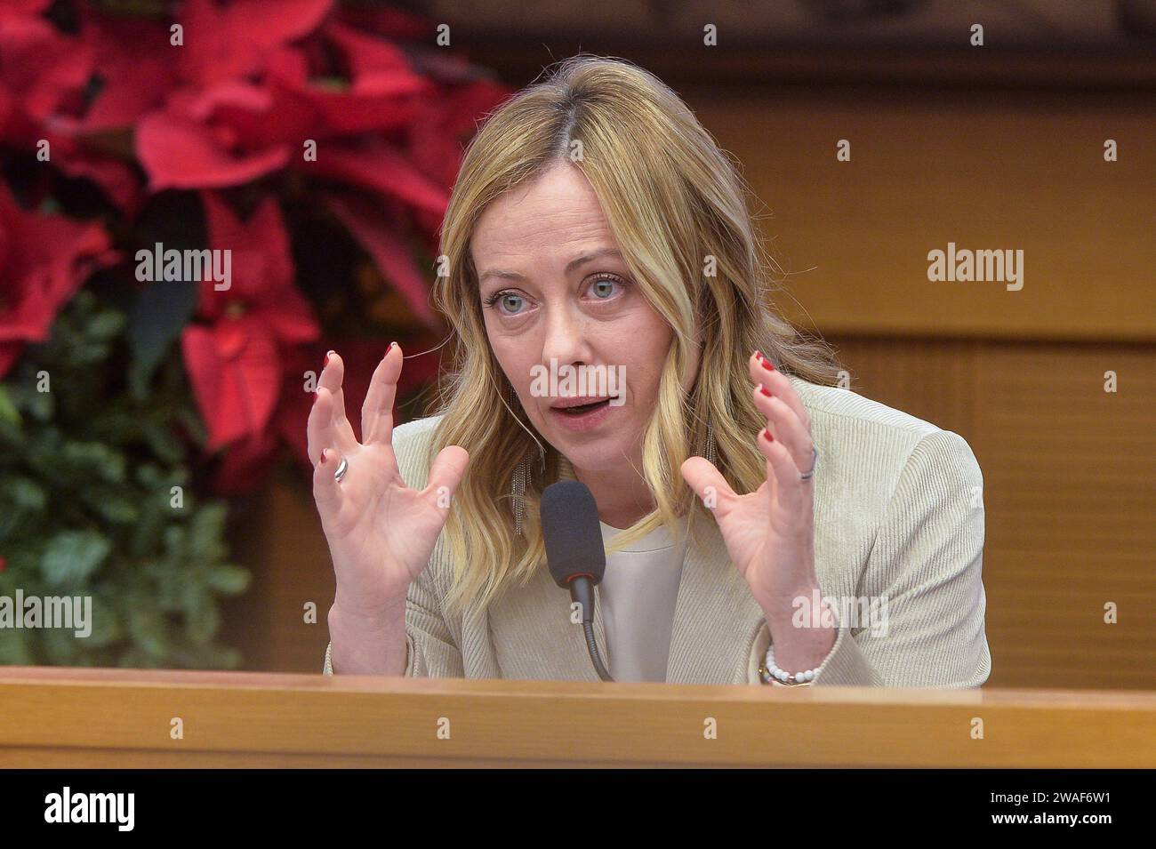 Italia, Roma, 4 de enero de 2024: El primer ministro italiano Giorgia Meloni durante la habitual conferencia de prensa de fin de año, que fue pospuesta varias veces. Foto © Stefano Carofei/Sintesi/Alamy Live News Foto de stock