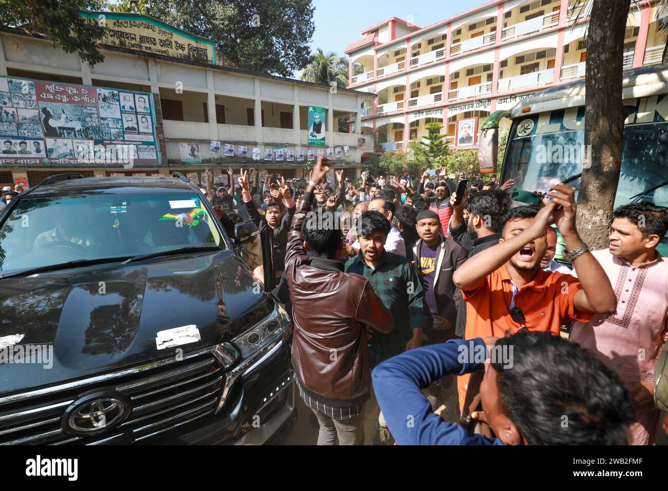 Chattogram, Bangladesh Fotos de algunas mesas electorales en las