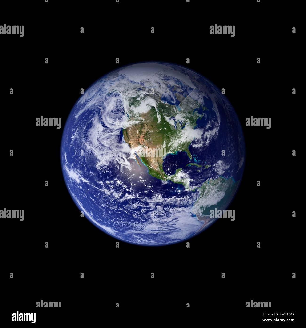 SOL SYSTEM - JUNIO - SEP 2001 - Esta espectacular imagen es la imagen a color real más detallada de toda la Tierra hasta la fecha. Usando una colección de satelli Foto de stock