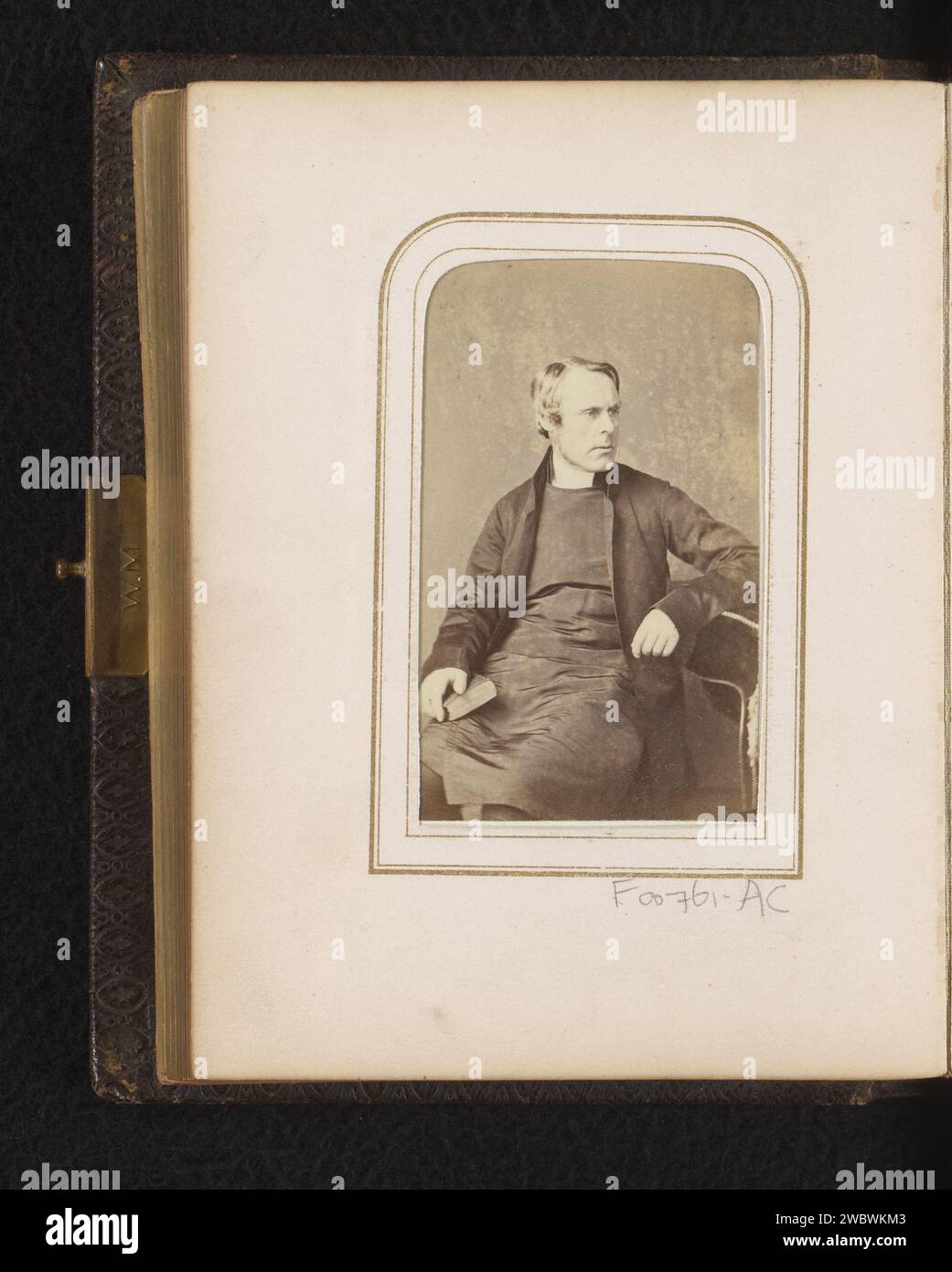 Retrato de John Jackson, obispo de Lincoln, H. Hering, 1855 - 1870 Fotografía. Tarjeta de visita Esta foto es parte de un álbum. Soporte fotográfico de Londres. la albúmina de cartón imprime personas históricas Foto de stock