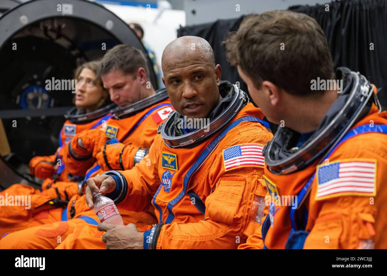 Houston, Estados Unidos. 08 de diciembre de 2023. La tripulación principal de Artemis II recibe
