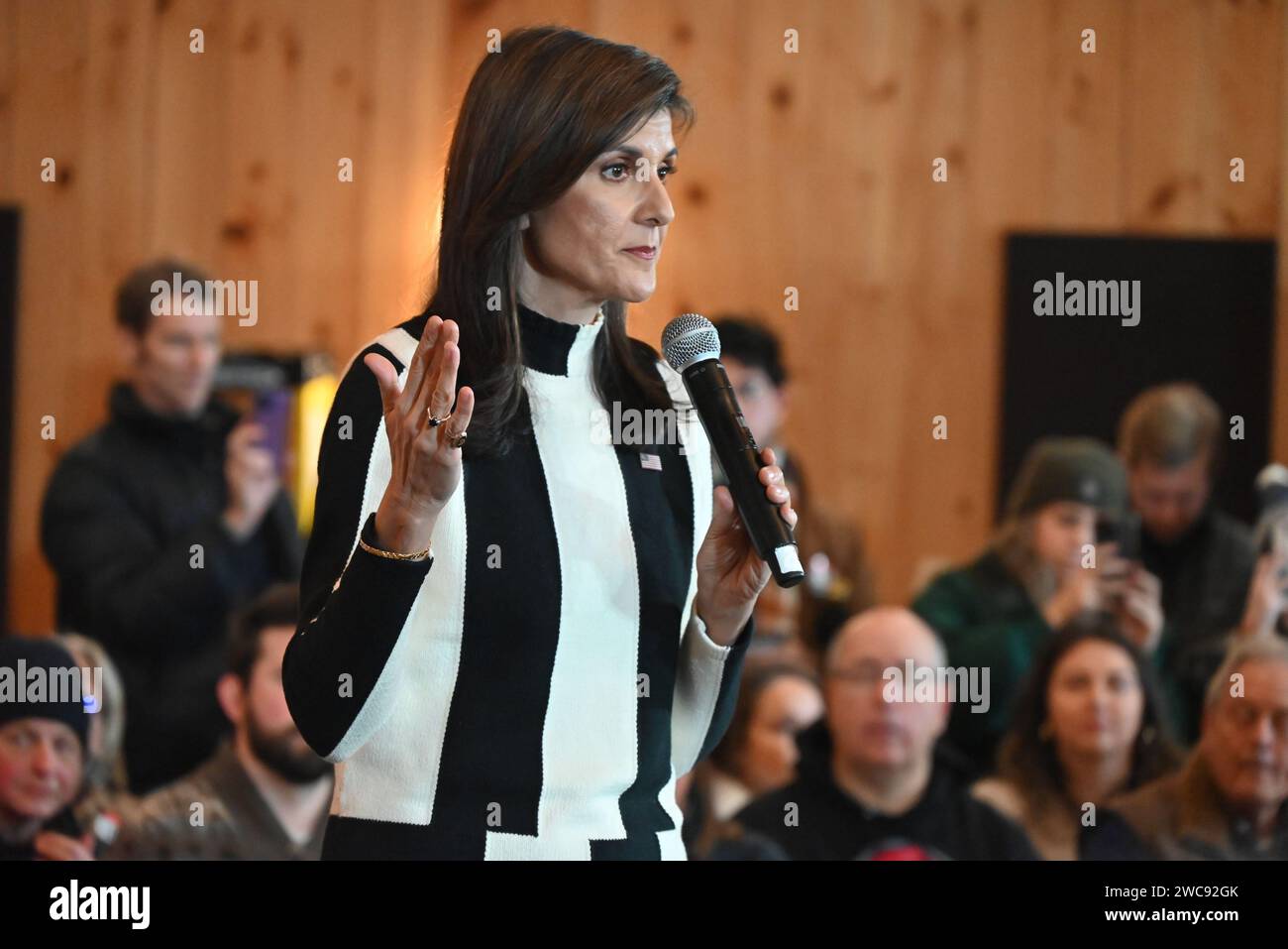 Adel, Iowa, Estados Unidos. 14 de enero de 2024. (NUEVO) Nikki Haley