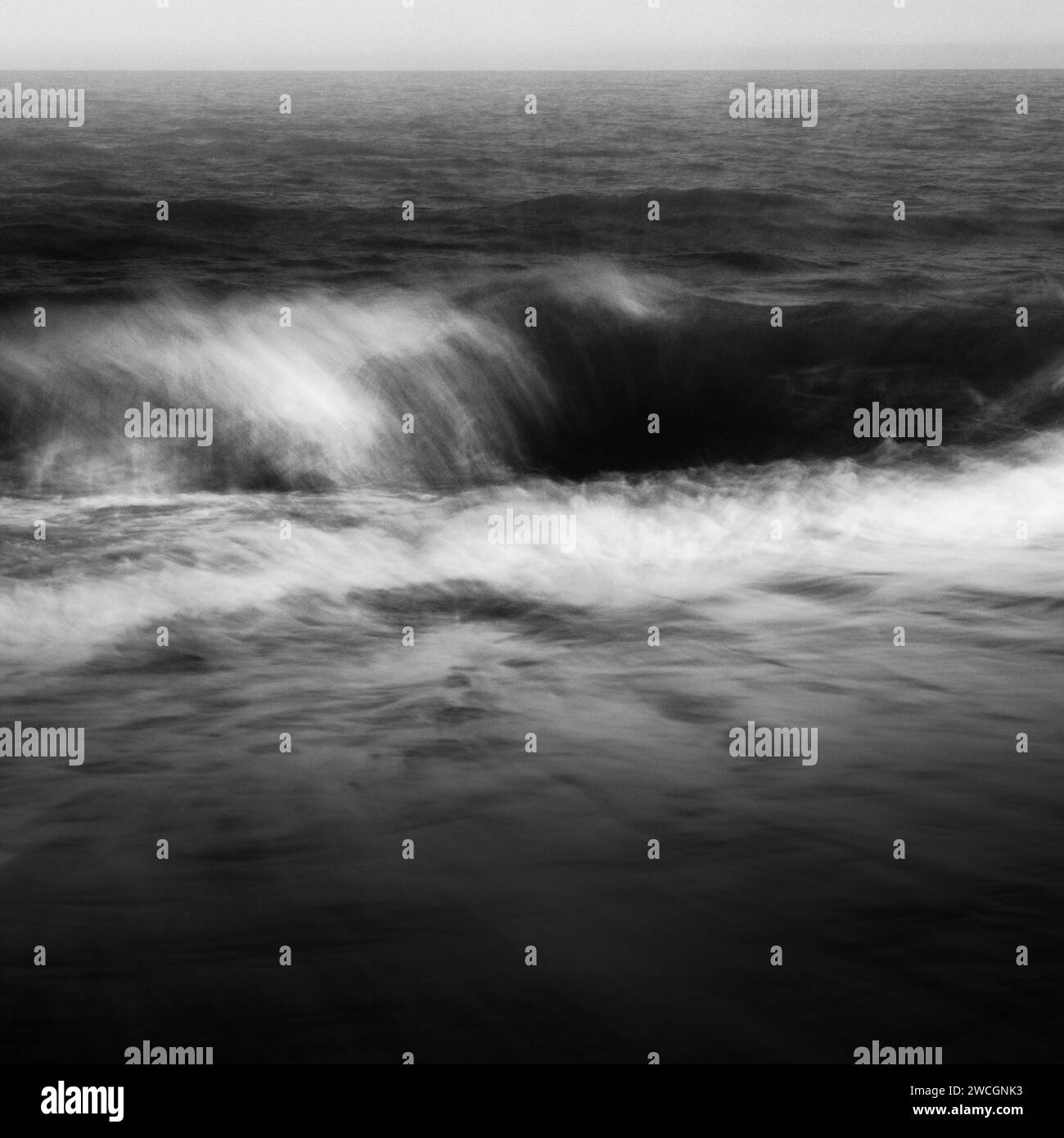 Foto abstracta de larga exposición del mar, Prefectura de Kanagawa, Japón Foto de stock