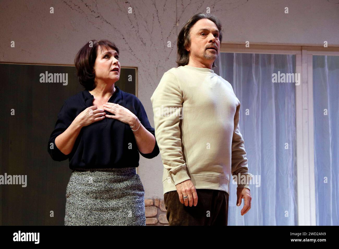 Janina Hartwig und Sebastian Goder bei der Fotoprobe zum Theaterstück Das Huhn auf dem Rücken in