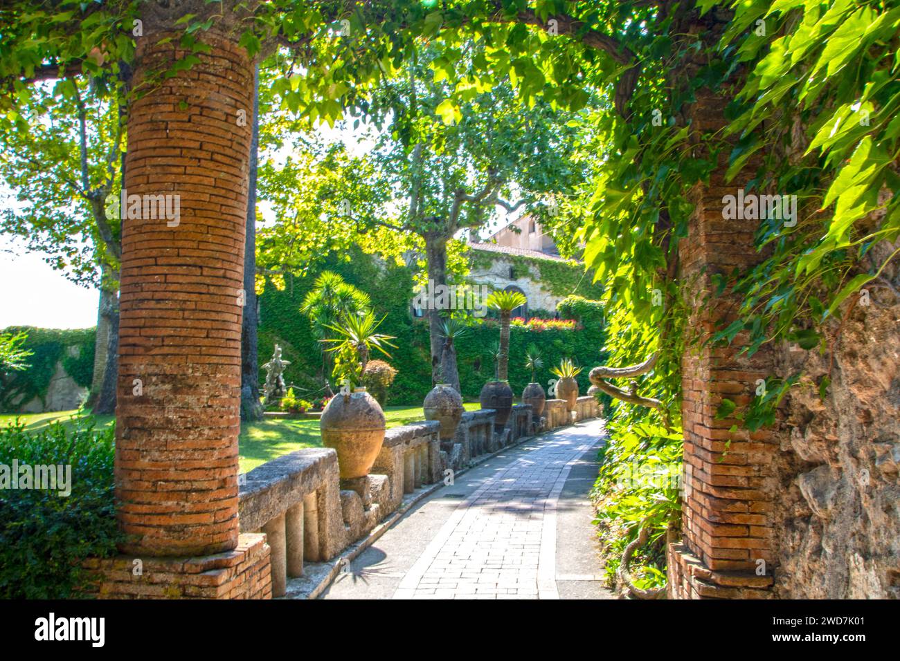 Villa Cimbrone en Ravello en la costa de Amalfi Foto de stock