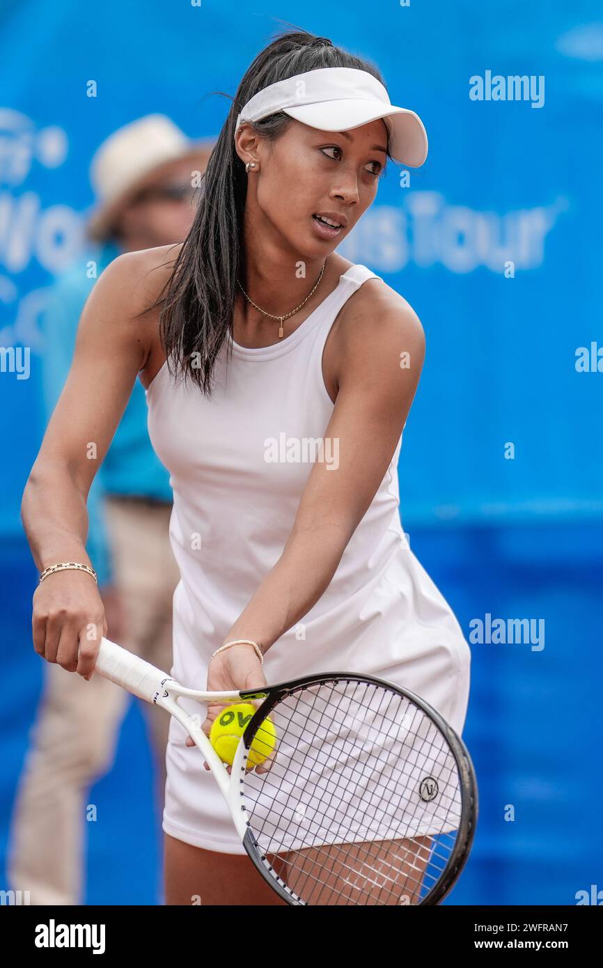 Priscilla Hon de Australia en acción durante la primera ronda del torneo ITF W60 Canberra Claycourt International #1 2023 Foto de stock