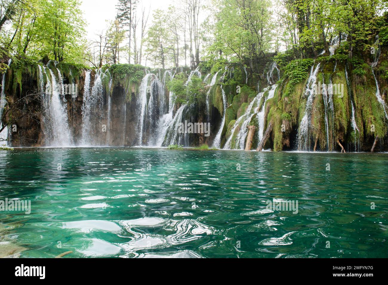 Cascadas de Pevalek, Parque Nacional de los Lagos de Plitvice, Croacia Foto de stock