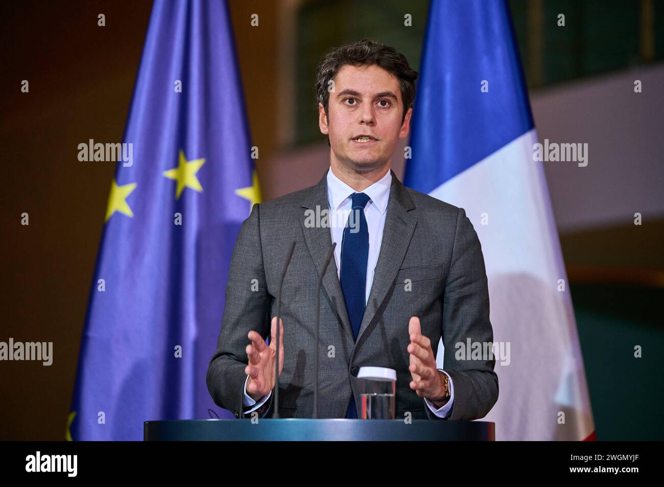 Französischer Primer ministro Gabriel Attal bei einer Pressekonferenz anlässlich des Besuchs des französischen Primer ministro en Berlín. El primer ministro francés Gabriel Attal en una conferencia de prensa con motivo de la visita del primer ministro francés a Berlín. Snapshot-photography/F.Boillot *** El primer ministro francés Gabriel Attal en una conferencia de prensa con motivo de la visita del primer ministro francés a Berlín El primer ministro francés Gabriel Attal en una conferencia de prensa con motivo de la visita del primer ministro francés a Berlín Fotografía instantánea F Boillot Foto de stock