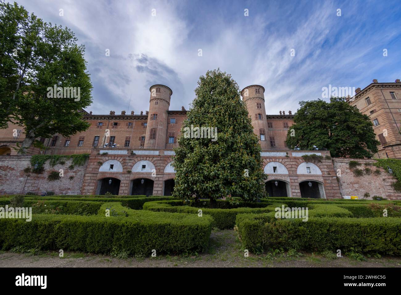 Vista del Castillo Real de Moncalieri, provincia de Turín, Italia Foto de stock